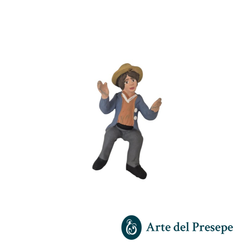Uomo con cappello seduto senza base in Terracotta da 7cm 154/26