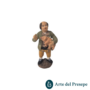 Uomo con maiale in braccio in Terracotta da 7cm 188/26
