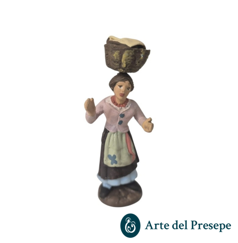 Donna con cesta in testa in Terracotta da 7cm 210/26