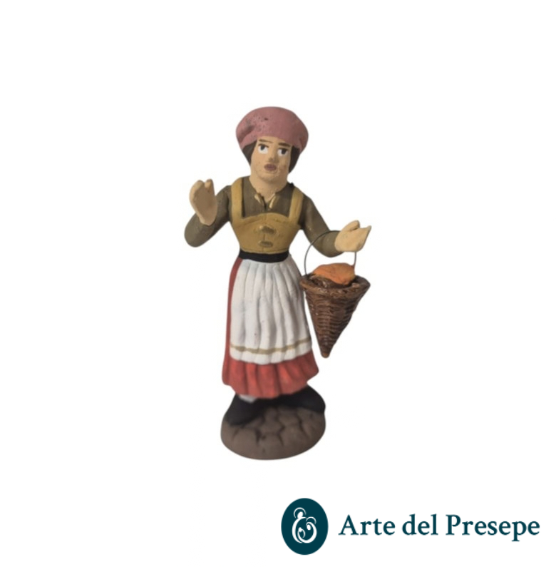 Donna con fascina in mano in Terracotta da 7cm 218/26