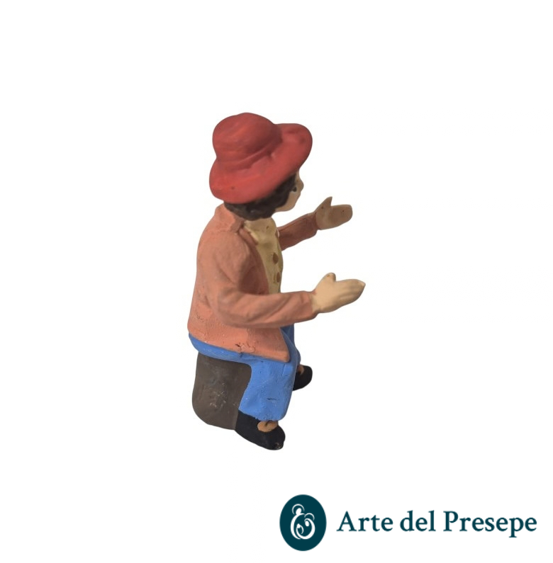 Uomo seduto su tronco in Terracotta da 7cm 219/26 - immagine 4