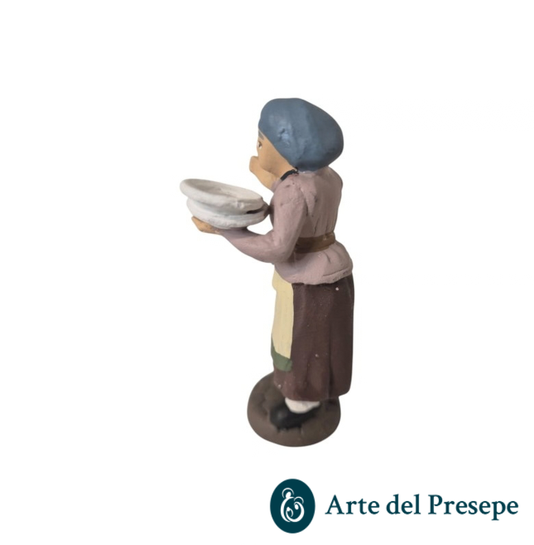 Donna con piatti in mano in Terracotta da 7cm 220/26 - immagine 4