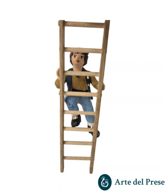 Uomo che sale sulla scala SCALA NON INCLUSA in Terracotta da 7cm 258/26